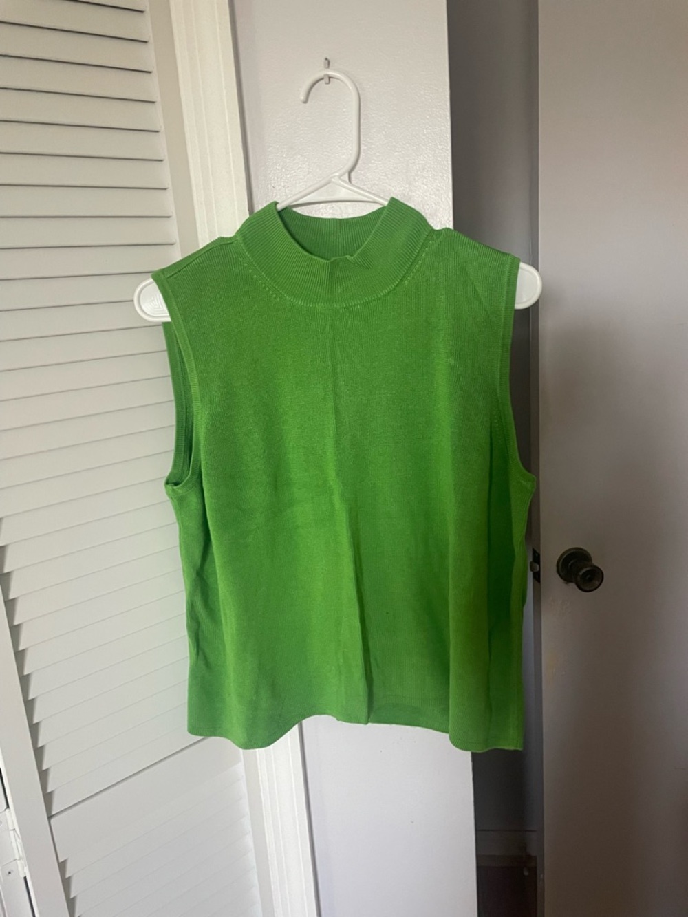 Preston & York Bright Green Sleeveless Mock Neck Top